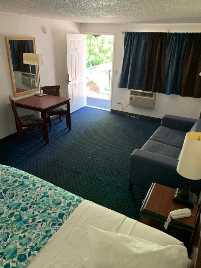 Smokey Point Motor Inn Arlington Zewnętrze zdjęcie